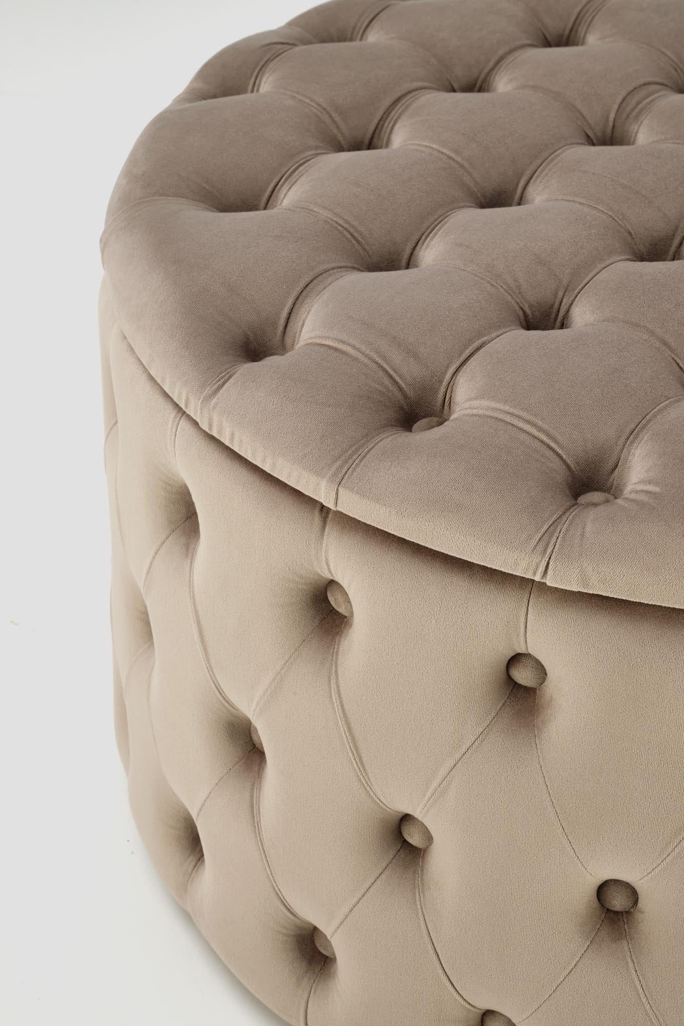 Pouf mit Staurum, aus Samtstoff Nunez Beige (1)
