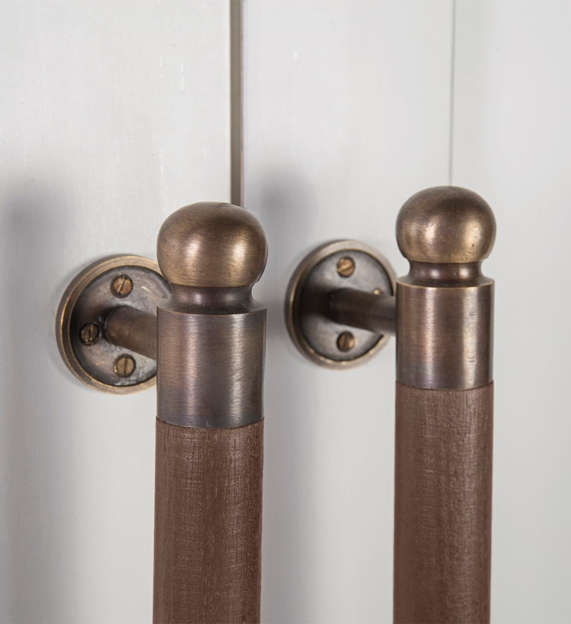 Kleiderschrank mit 4 schubladen und 2 türen Everest Weiß (5)