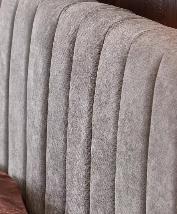 Polsterbett mit Stoff Francescani Grau (4)